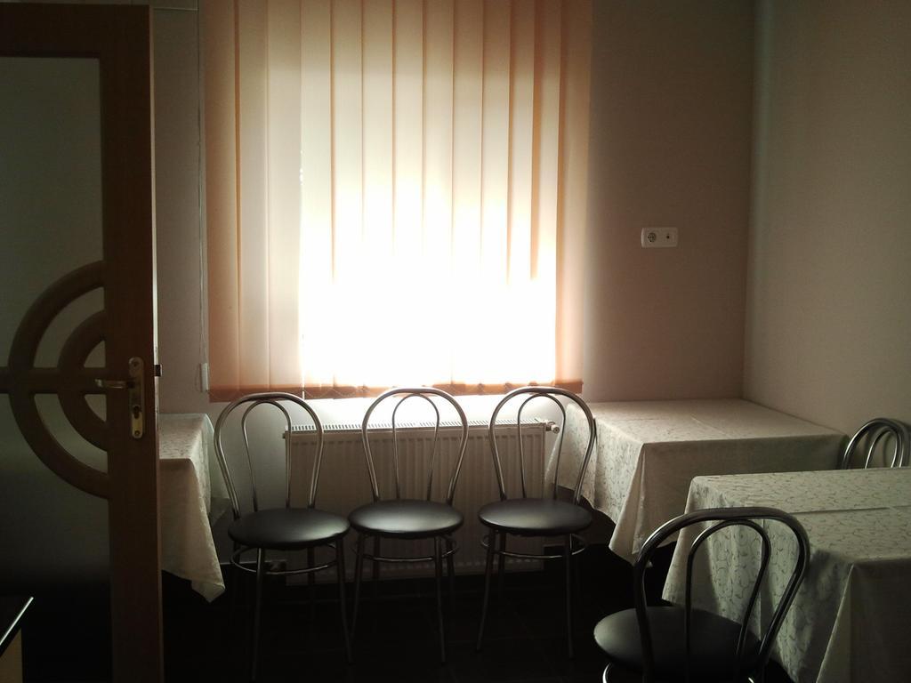 Jr Motel Otopeni Extérieur photo